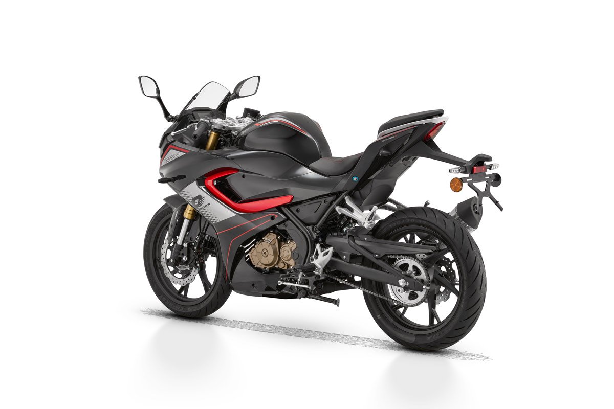 SRK 125R — fotografija 7