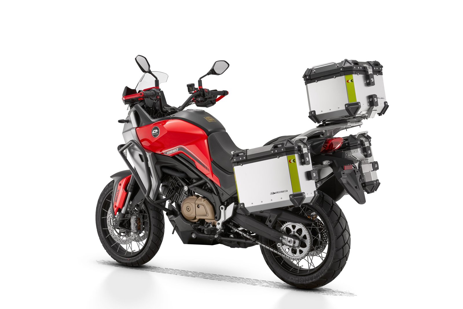 SVT 650X — fotografija 2